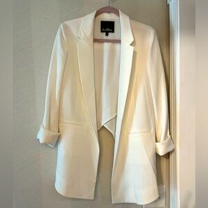 Sam Edelman NWT white blazer. Long front/ short crisscross back. Medium